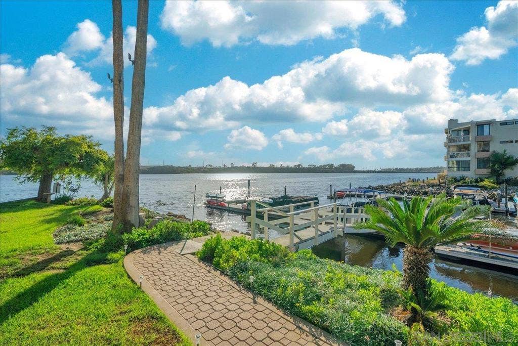 4747 Marina, #22, Carlsbad, CA 92008 4747 Marina, #22, Carlsbad, CA 92008
