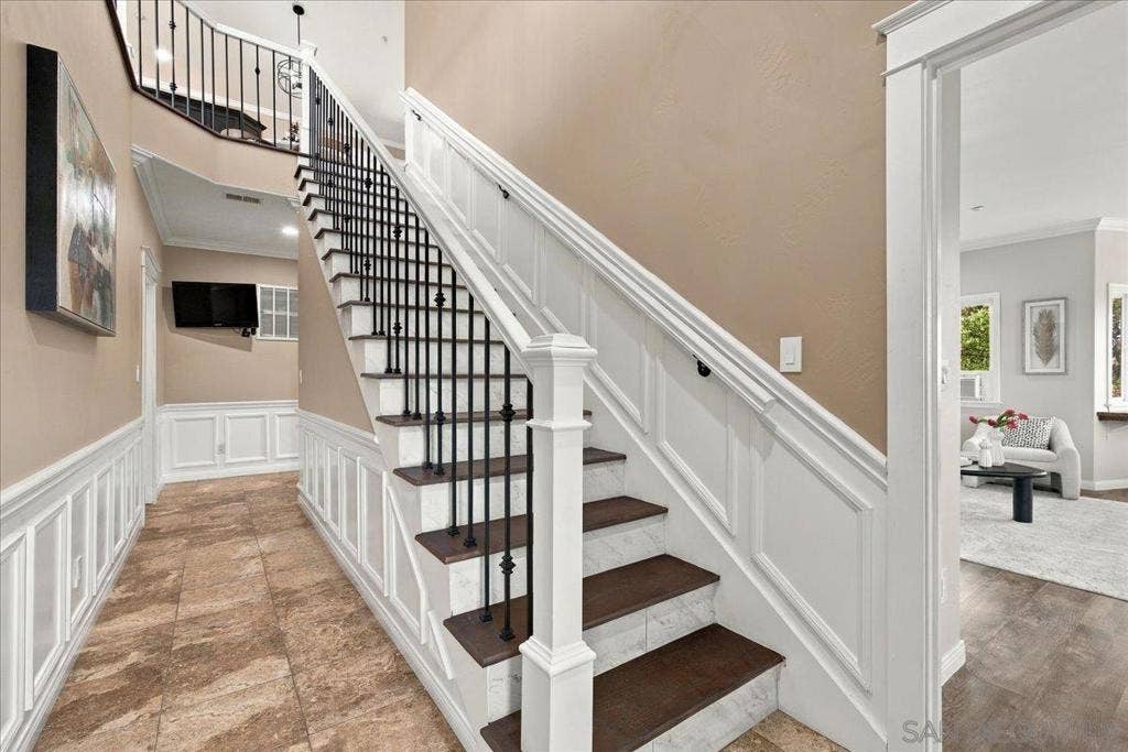 205 Highline Trail, El Cajon, CA 92021 205 Highline Trail, El Cajon, CA 92021