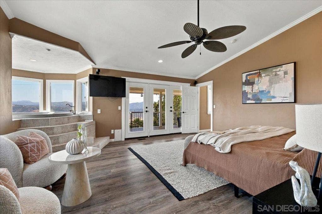 205 Highline Trail, El Cajon, CA 92021 205 Highline Trail, El Cajon, CA 92021