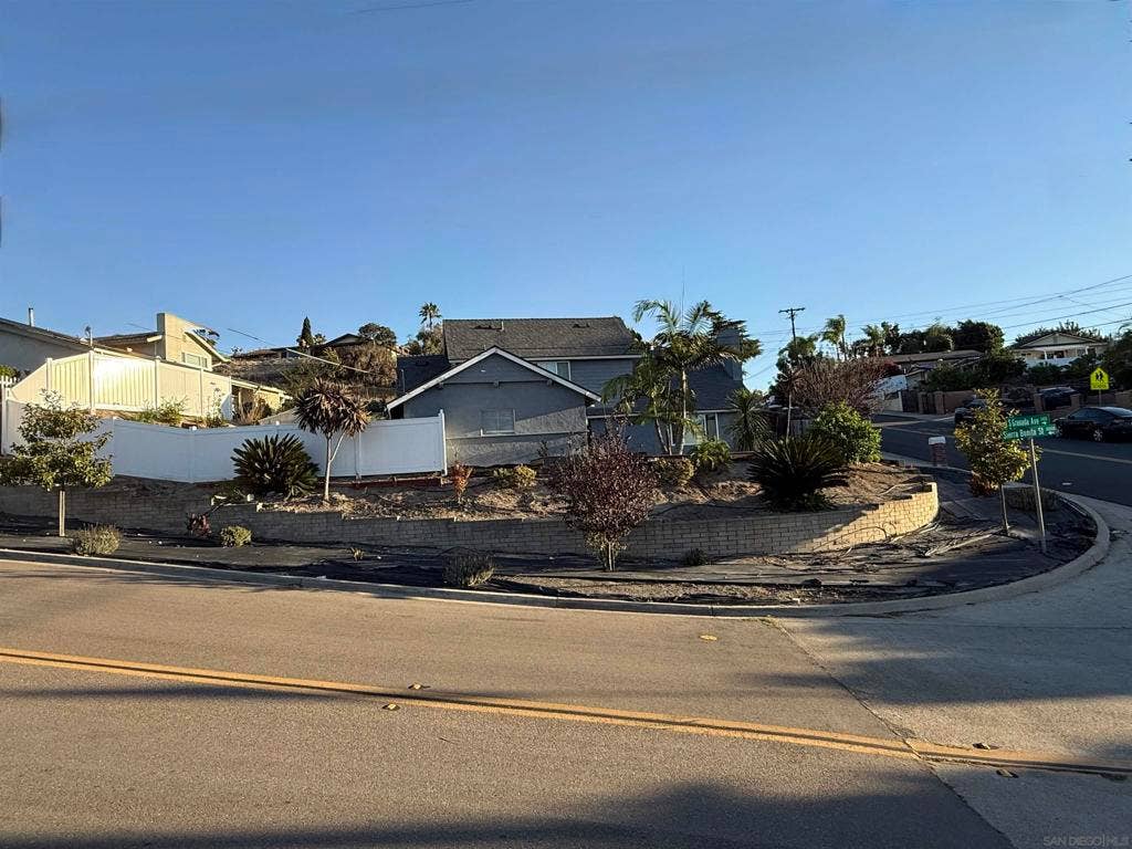 3347 So Granada, Spring Valley, CA 91977 3347 So Granada, Spring Valley, CA 91977