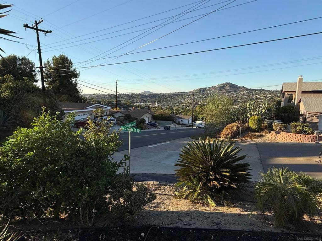 3347 So Granada, Spring Valley, CA 91977 3347 So Granada, Spring Valley, CA 91977