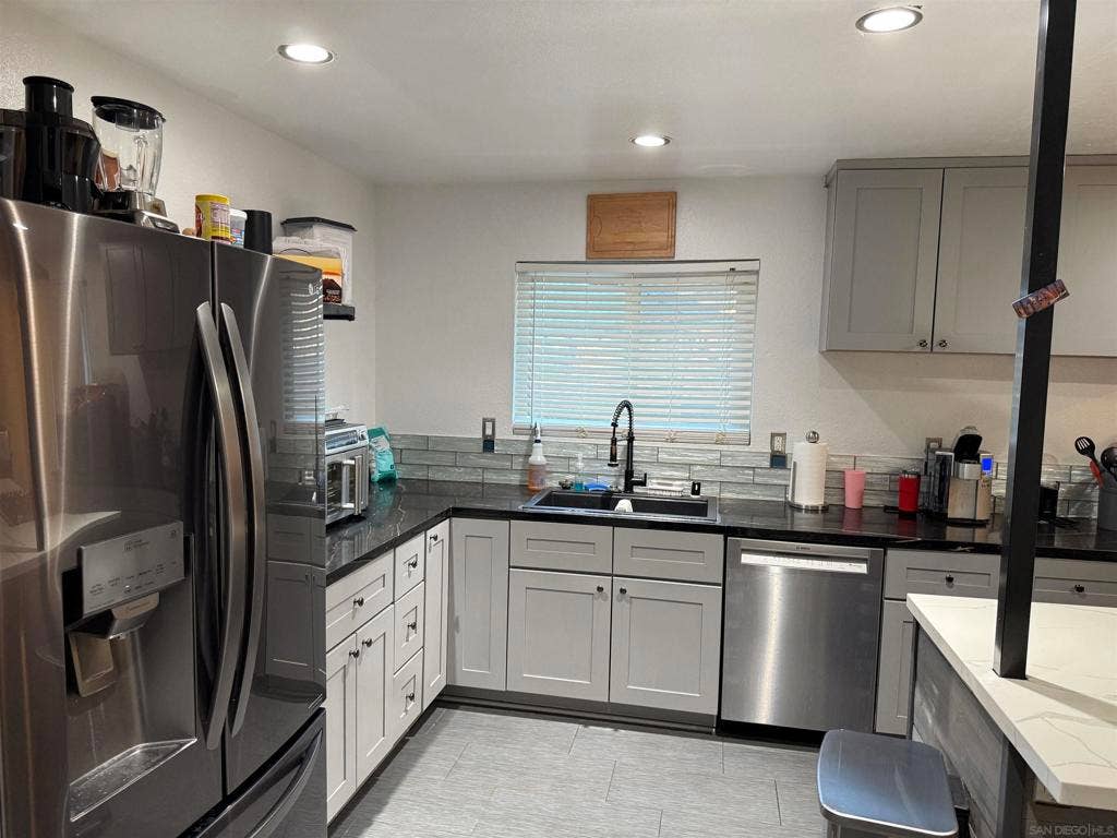 3347 So Granada, Spring Valley, CA 91977 3347 So Granada, Spring Valley, CA 91977
