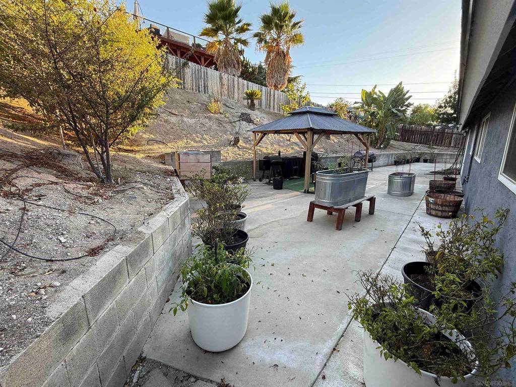 3347 So Granada, Spring Valley, CA 91977 3347 So Granada, Spring Valley, CA 91977