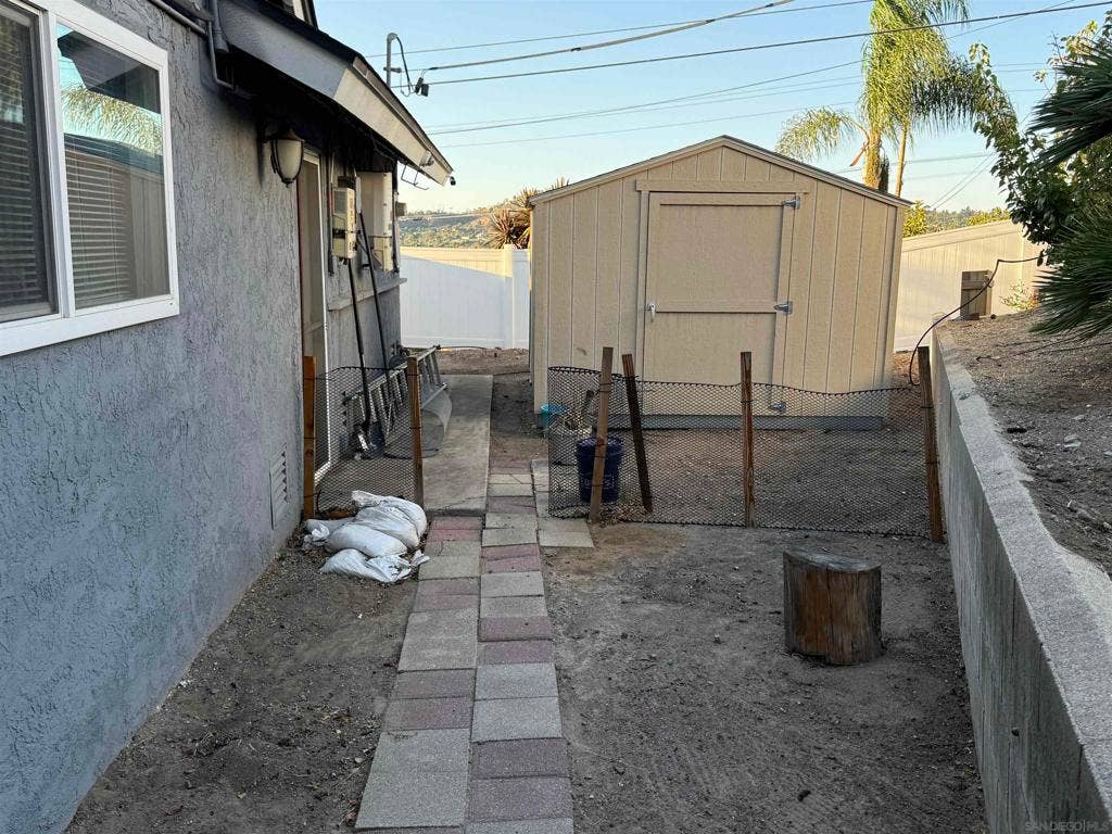3347 So Granada, Spring Valley, CA 91977 3347 So Granada, Spring Valley, CA 91977