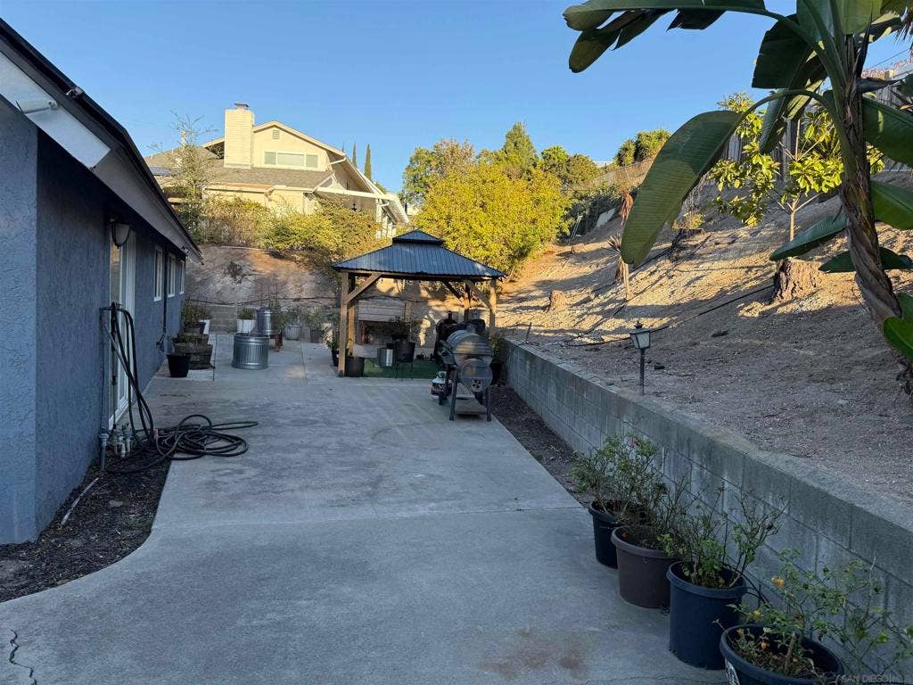 3347 So Granada, Spring Valley, CA 91977 3347 So Granada, Spring Valley, CA 91977
