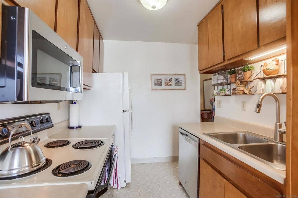 4627 Ocean Blvd, #402, San Diego, CA 92109 4627 Ocean Blvd, #402, San Diego, CA 92109