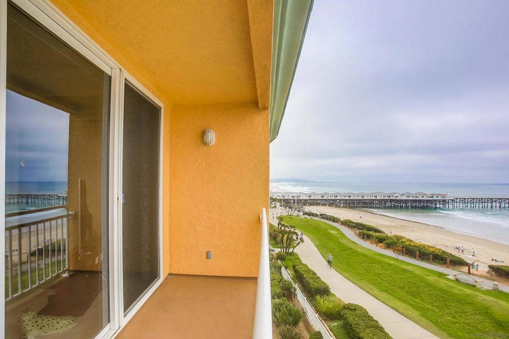 4627 Ocean Blvd, #402, San Diego, CA 92109 4627 Ocean Blvd, #402, San Diego, CA 92109