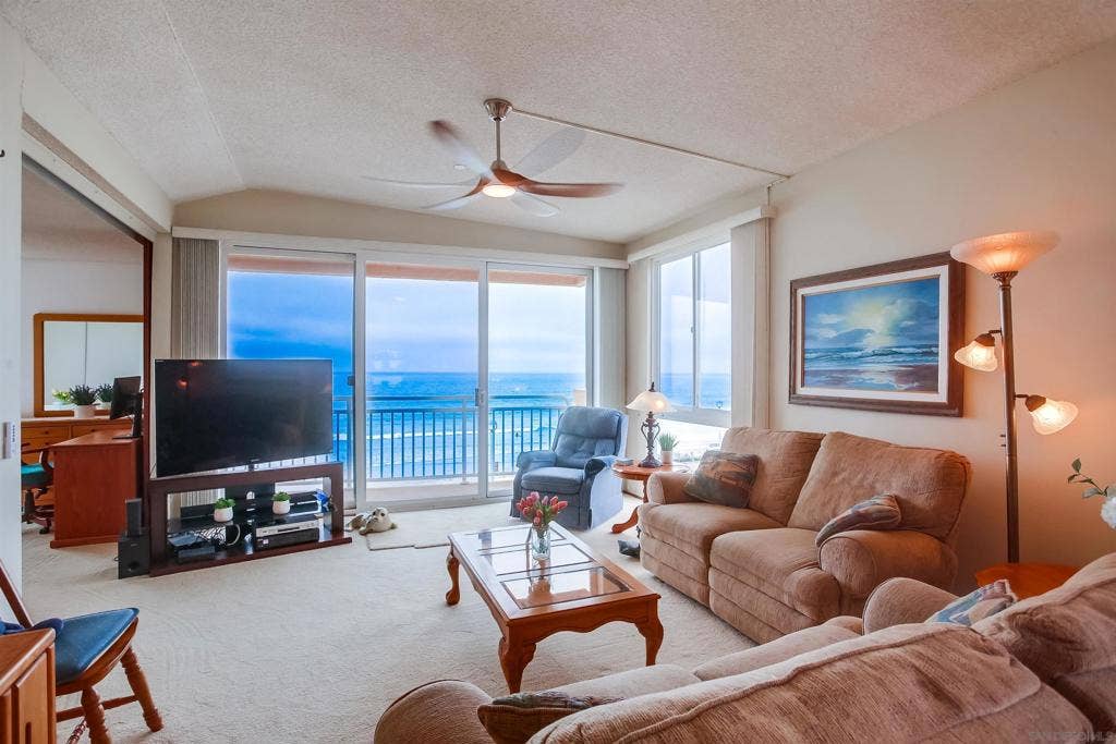 4627 Ocean Blvd, #402, San Diego, CA 92109 4627 Ocean Blvd, #402, San Diego, CA 92109