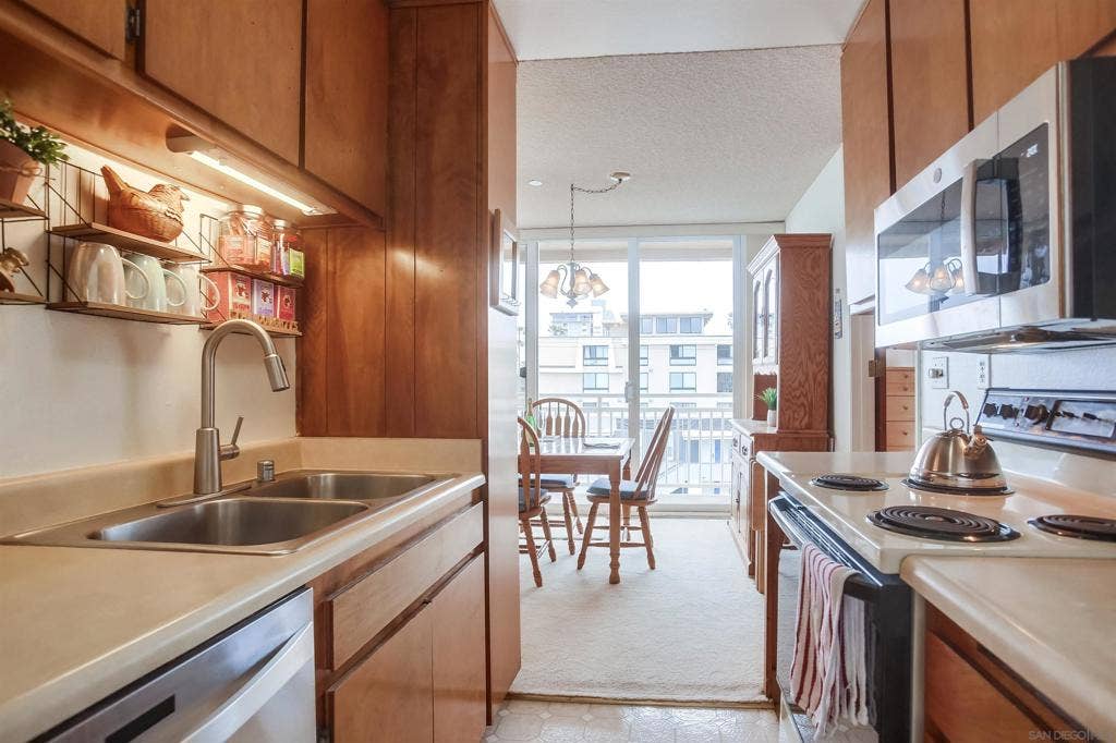 4627 Ocean Blvd, #402, San Diego, CA 92109 4627 Ocean Blvd, #402, San Diego, CA 92109