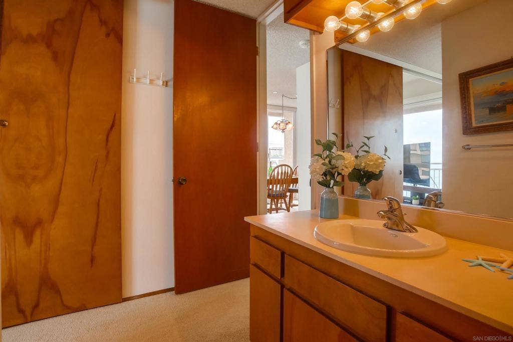 4627 Ocean Blvd, #402, San Diego, CA 92109 4627 Ocean Blvd, #402, San Diego, CA 92109