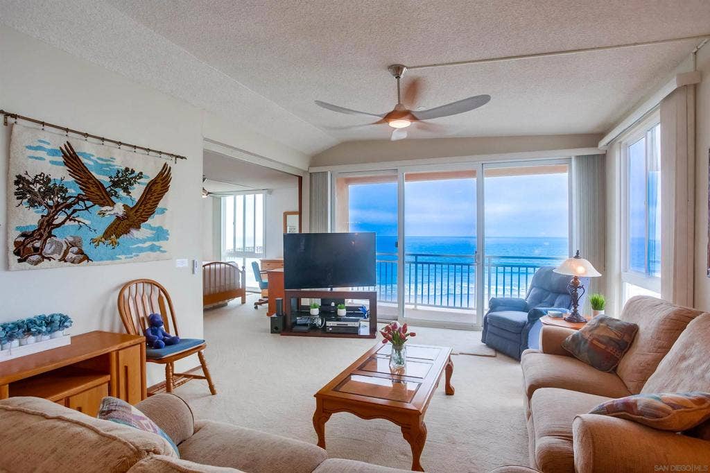 4627 Ocean Blvd, #402, San Diego, CA 92109 4627 Ocean Blvd, #402, San Diego, CA 92109