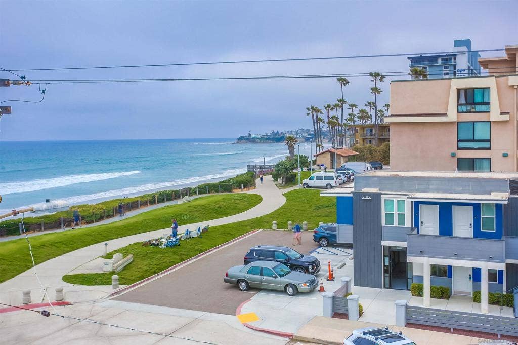 4627 Ocean Blvd, #402, San Diego, CA 92109 4627 Ocean Blvd, #402, San Diego, CA 92109