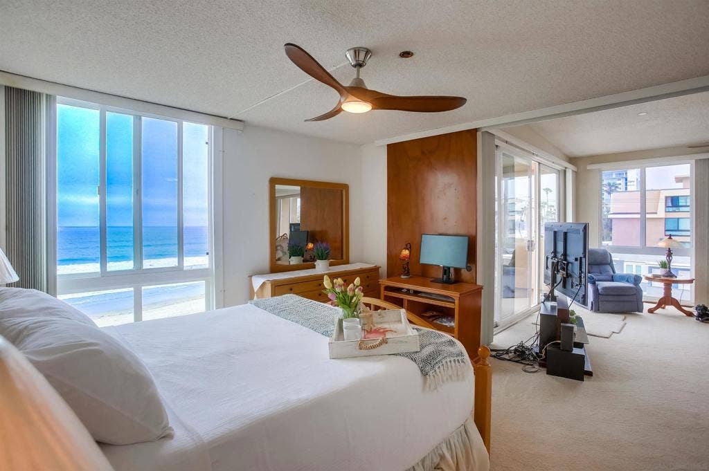 4627 Ocean Blvd, #402, San Diego, CA 92109 4627 Ocean Blvd, #402, San Diego, CA 92109