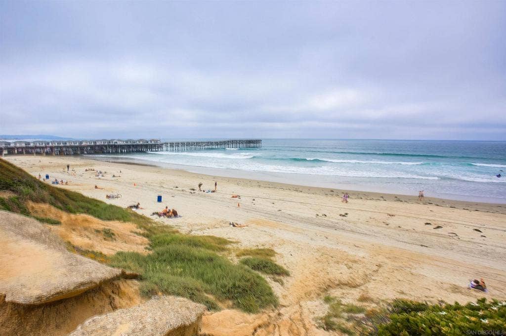 4627 Ocean Blvd, #402, San Diego, CA 92109 4627 Ocean Blvd, #402, San Diego, CA 92109