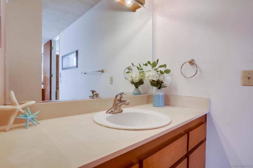 4627 Ocean Blvd, #402, San Diego, CA 92109 4627 Ocean Blvd, #402, San Diego, CA 92109