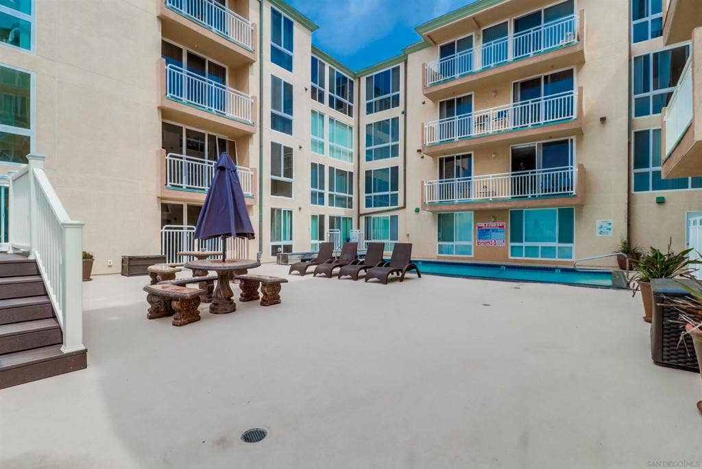 4627 Ocean Blvd, #402, San Diego, CA 92109 4627 Ocean Blvd, #402, San Diego, CA 92109