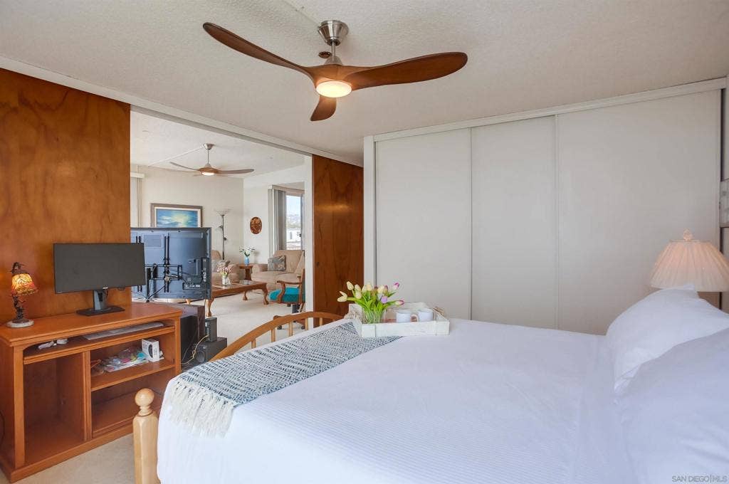 4627 Ocean Blvd, #402, San Diego, CA 92109 4627 Ocean Blvd, #402, San Diego, CA 92109