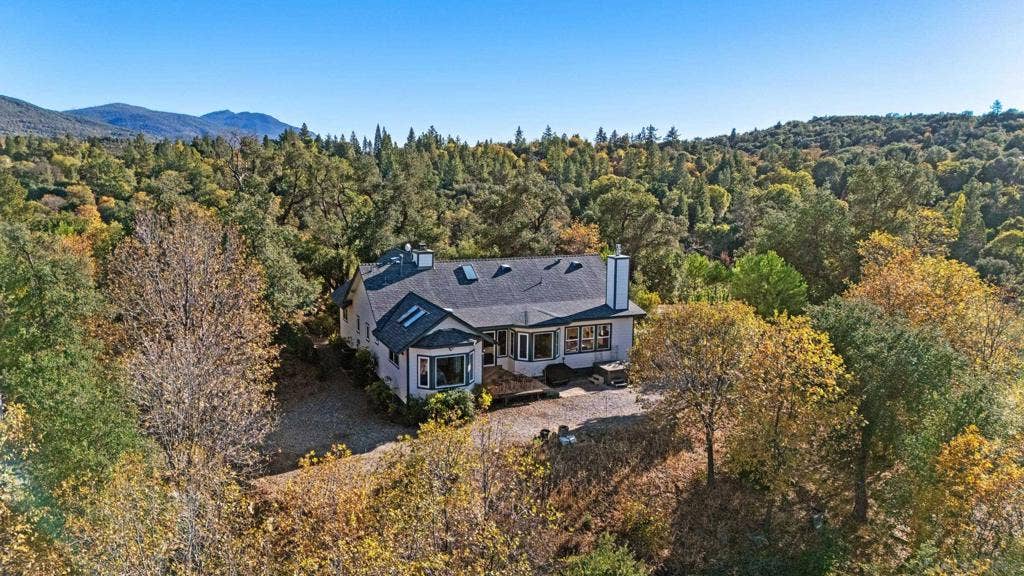 4103 Pine Hills Rd, Julian, CA 92036 4103 Pine Hills Rd, Julian, CA 92036