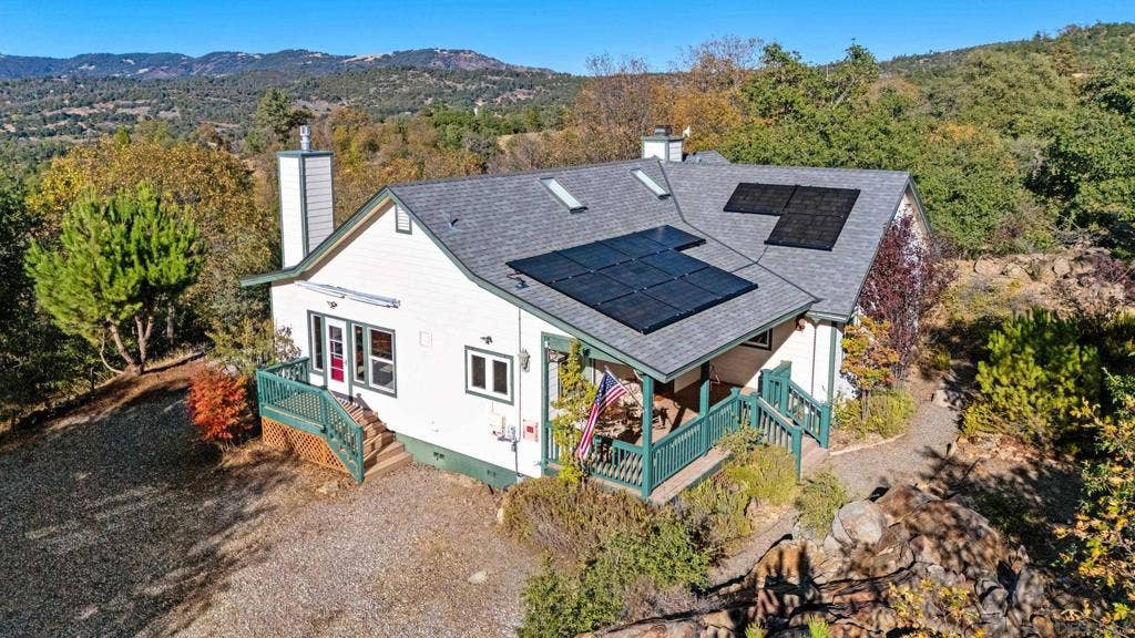 4103 Pine Hills Rd, Julian, CA 92036 4103 Pine Hills Rd, Julian, CA 92036
