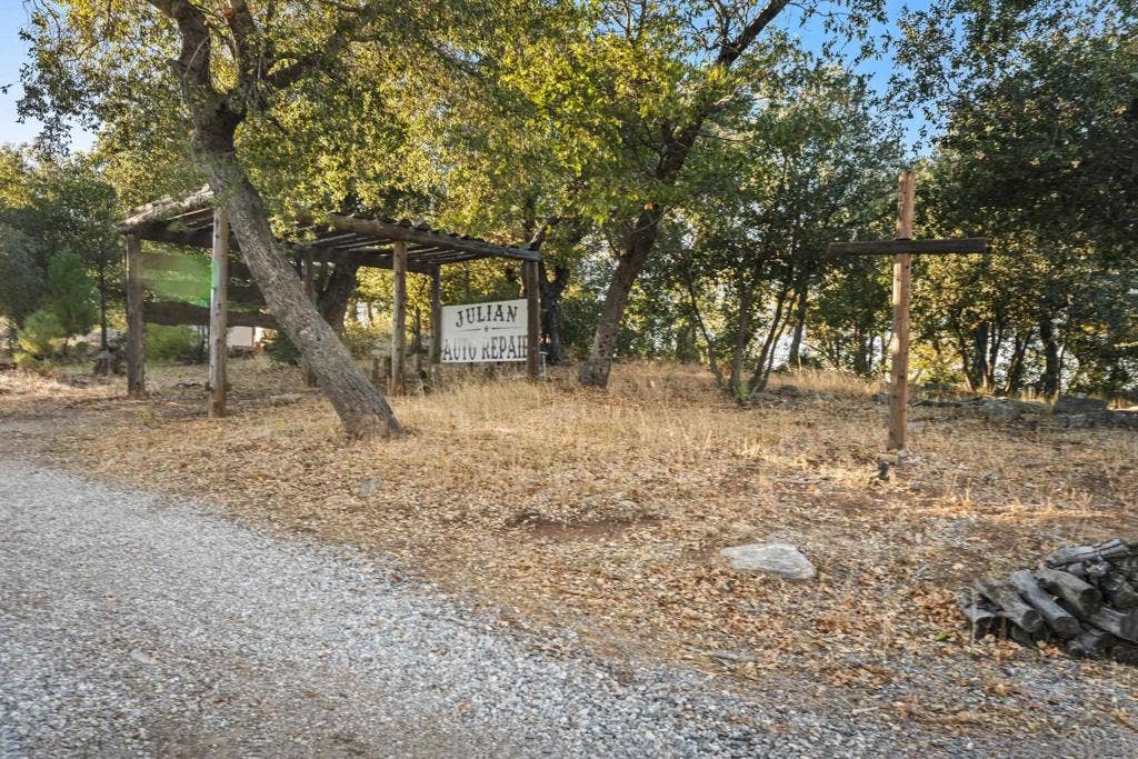 4103 Pine Hills Rd, Julian, CA 92036 4103 Pine Hills Rd, Julian, CA 92036