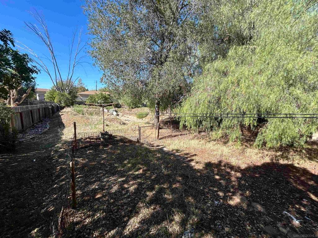 1119 S Juniper, Escondido, CA 92025 1119 S Juniper, Escondido, CA 92025