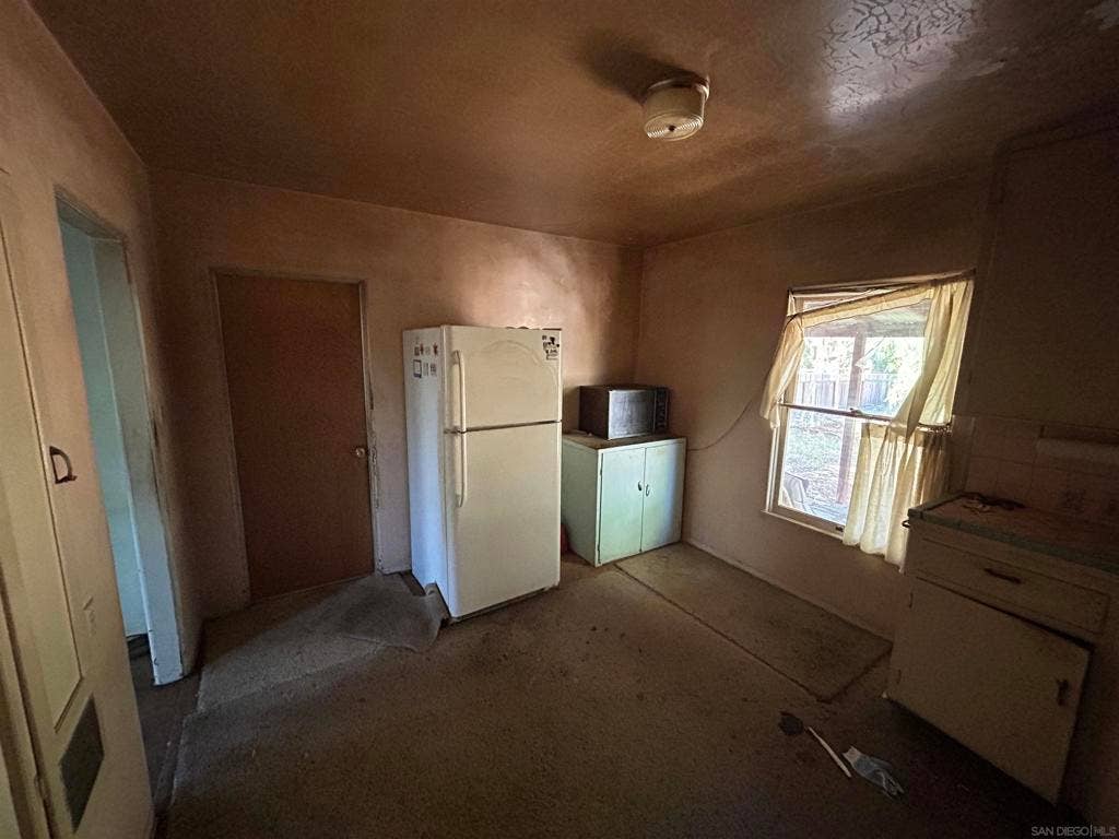 1119 S Juniper, Escondido, CA 92025 1119 S Juniper, Escondido, CA 92025
