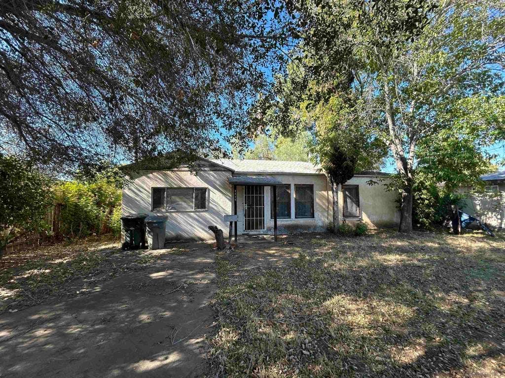 1119 S Juniper, Escondido, CA 92025 1119 S Juniper, Escondido, CA 92025