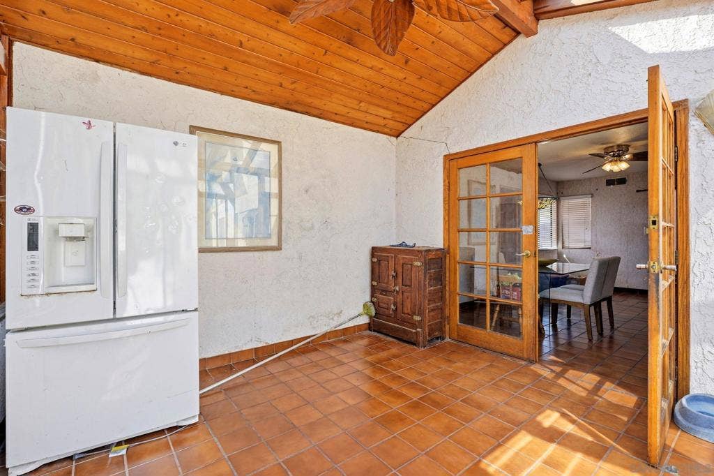 5747 Pray St, Bonita, CA 91902 5747 Pray St, Bonita, CA 91902