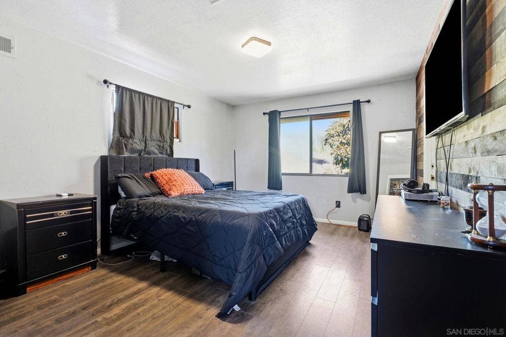 5747 Pray St, Bonita, CA 91902 5747 Pray St, Bonita, CA 91902