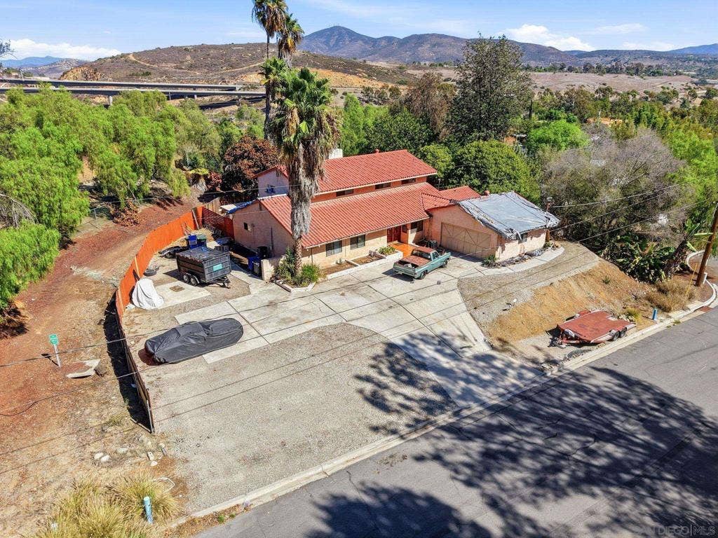 5747 Pray St, Bonita, CA 91902 5747 Pray St, Bonita, CA 91902