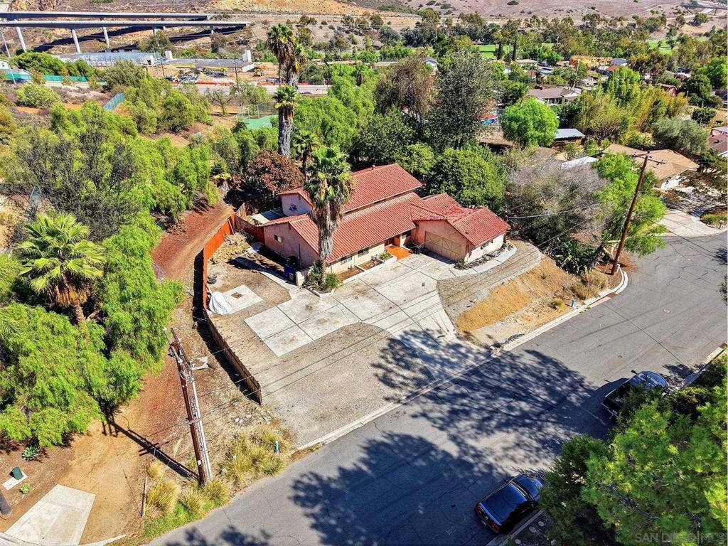 5747 Pray St, Bonita, CA 91902 5747 Pray St, Bonita, CA 91902