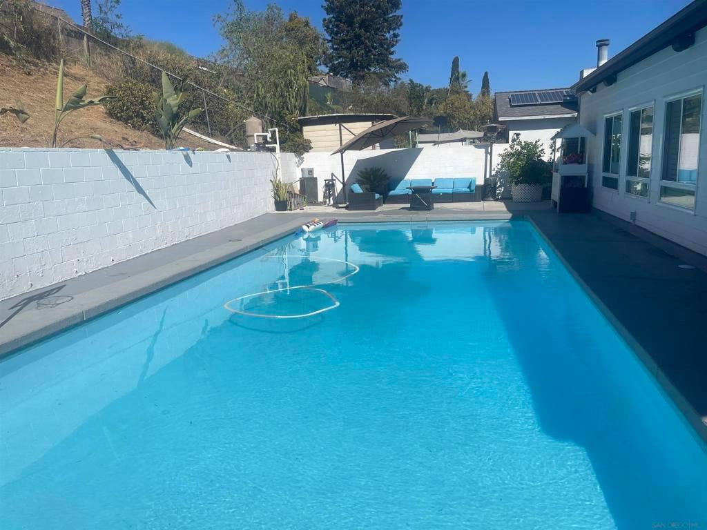 7242 Peter Pan Ave, San Diego, CA 92114