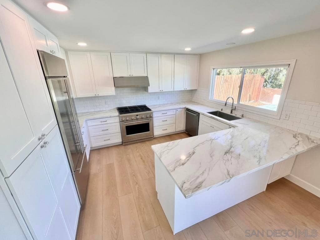 1044 Nolbey Street, Cardiff By The Sea, CA 92007 1044 Nolbey Street, Cardiff By The Sea, CA 92007