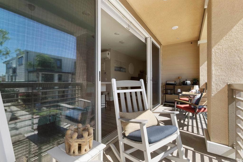 810 Santa Barbara Pl, San Diego, CA 92109 810 Santa Barbara Pl, San Diego, CA 92109