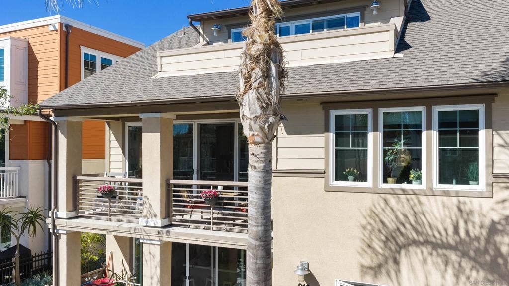 810 Santa Barbara Pl, San Diego, CA 92109 810 Santa Barbara Pl, San Diego, CA 92109
