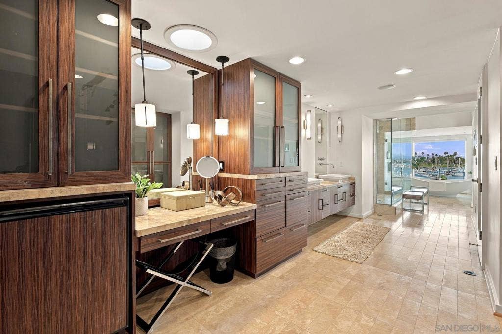 1528 Glorietta Blvd, Coronado, CA 92118 1528 Glorietta Blvd, Coronado, CA 92118