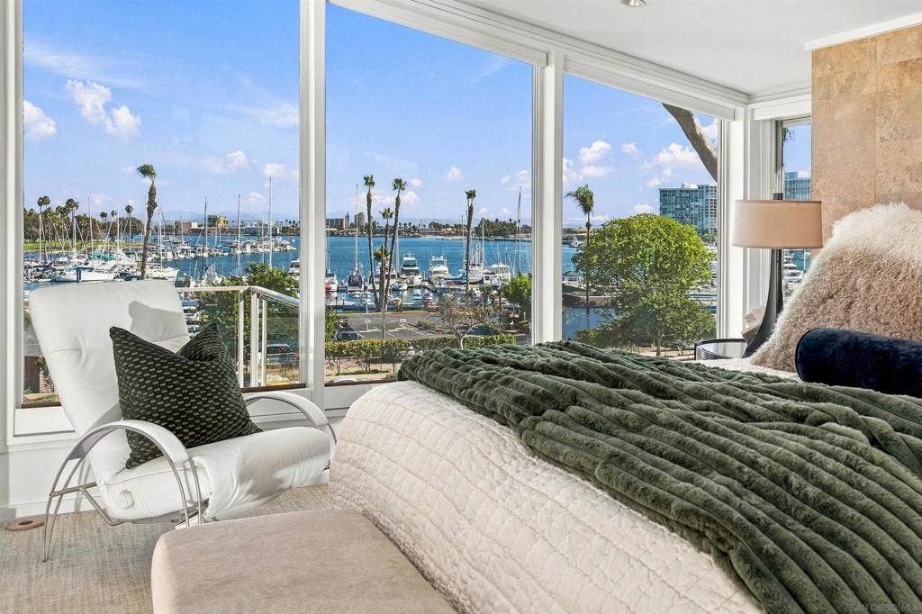 1528 Glorietta Blvd, Coronado, CA 92118 1528 Glorietta Blvd, Coronado, CA 92118