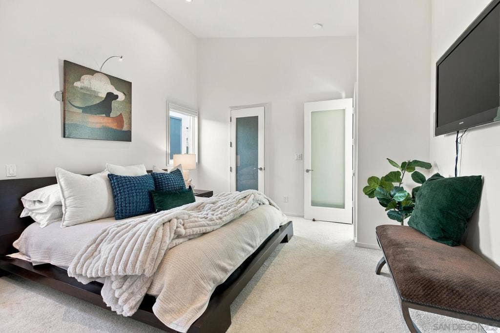 1528 Glorietta Blvd, Coronado, CA 92118 1528 Glorietta Blvd, Coronado, CA 92118