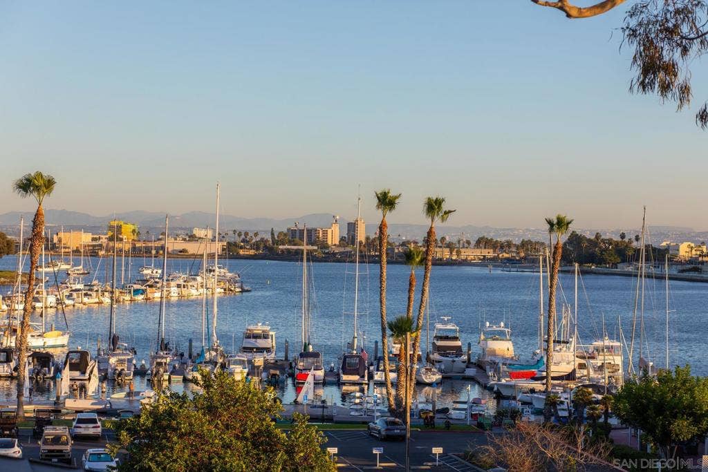 1528 Glorietta Blvd, Coronado, CA 92118 1528 Glorietta Blvd, Coronado, CA 92118