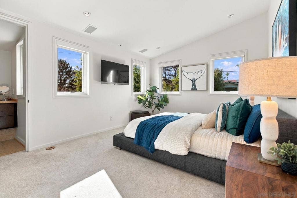 1528 Glorietta Blvd, Coronado, CA 92118 1528 Glorietta Blvd, Coronado, CA 92118