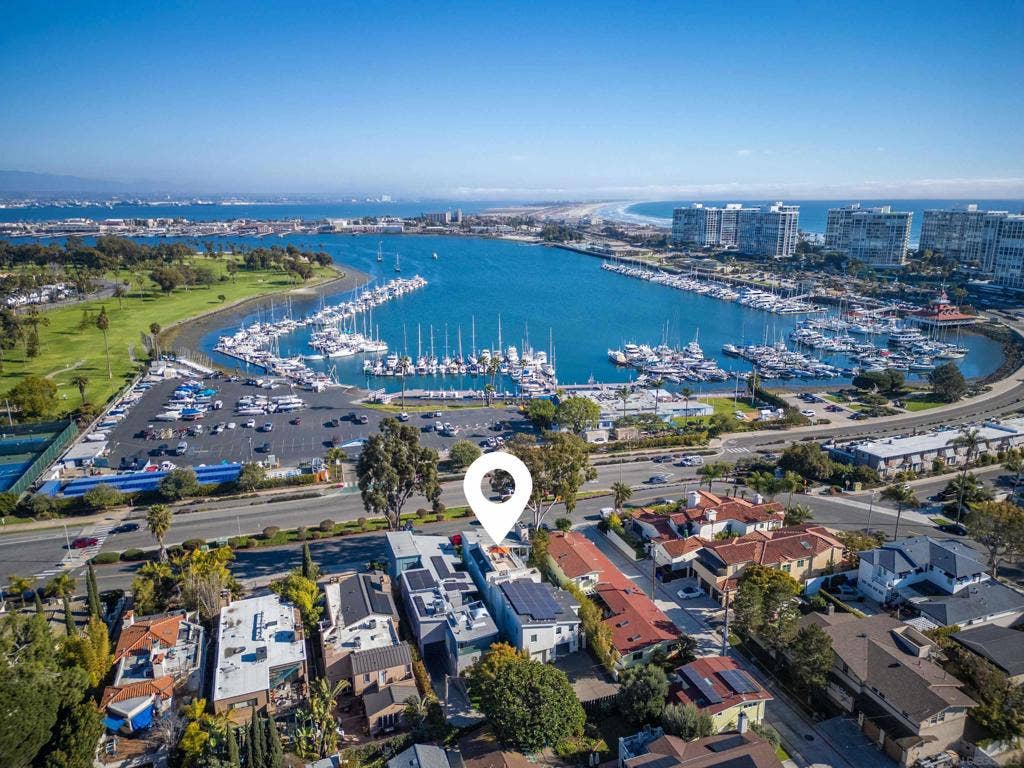 1528 Glorietta Blvd, Coronado, CA 92118 1528 Glorietta Blvd, Coronado, CA 92118