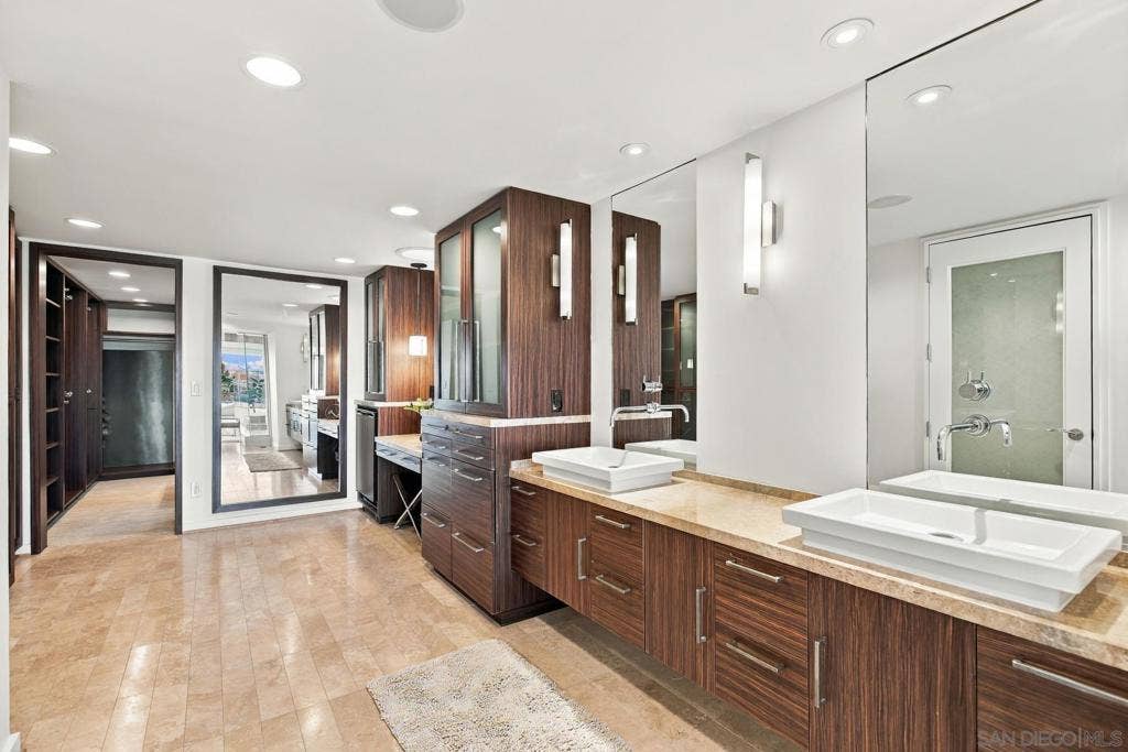 1528 Glorietta Blvd, Coronado, CA 92118 1528 Glorietta Blvd, Coronado, CA 92118