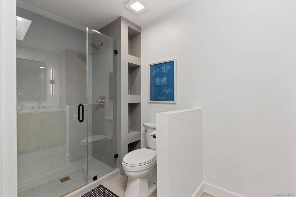 627 Santa Rosita, Solana Beach, CA 92075