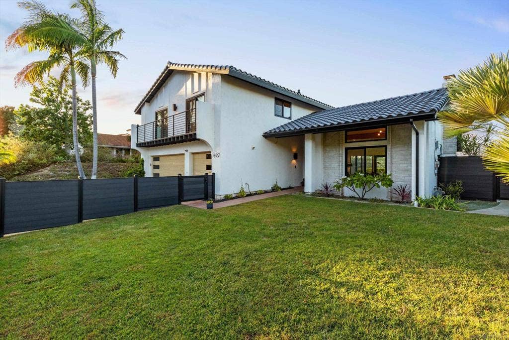 627 Santa Rosita, Solana Beach, CA 92075