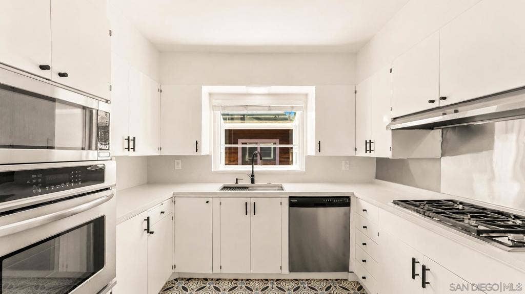 4759 Baylor Drive, San Diego, CA 92115 4759 Baylor Drive, San Diego, CA 92115
