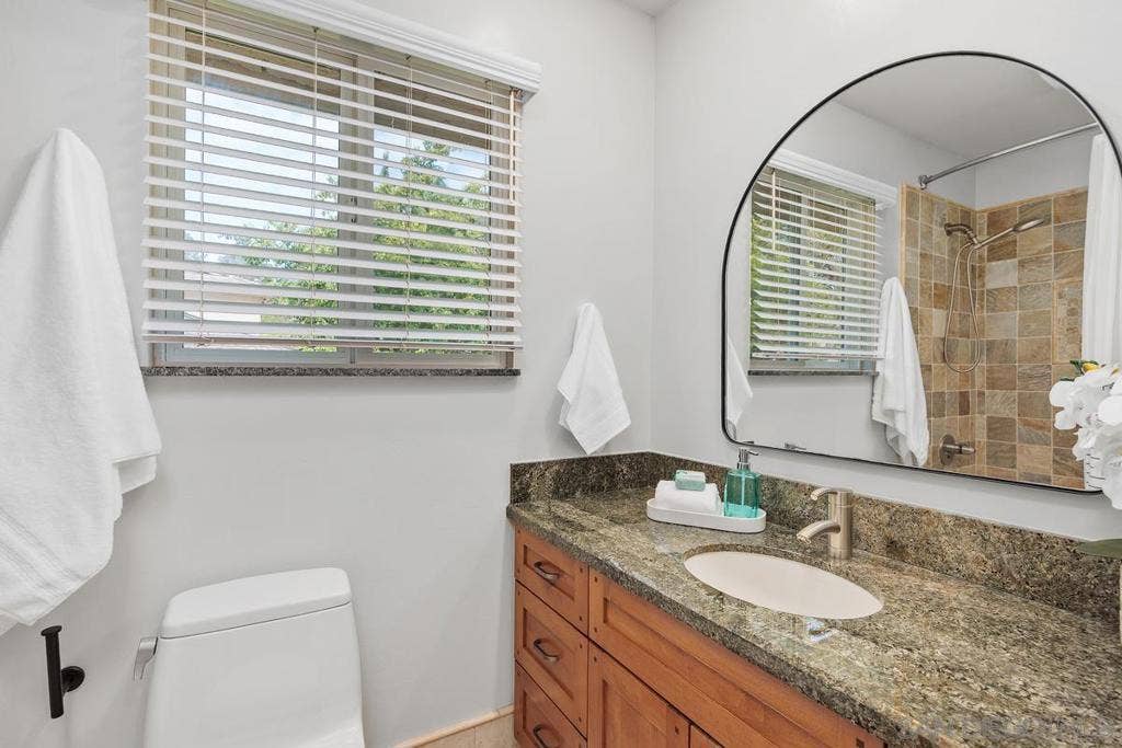 2747 Caminito Cedros, Del Mar, CA 92014 2747 Caminito Cedros, Del Mar, CA 92014