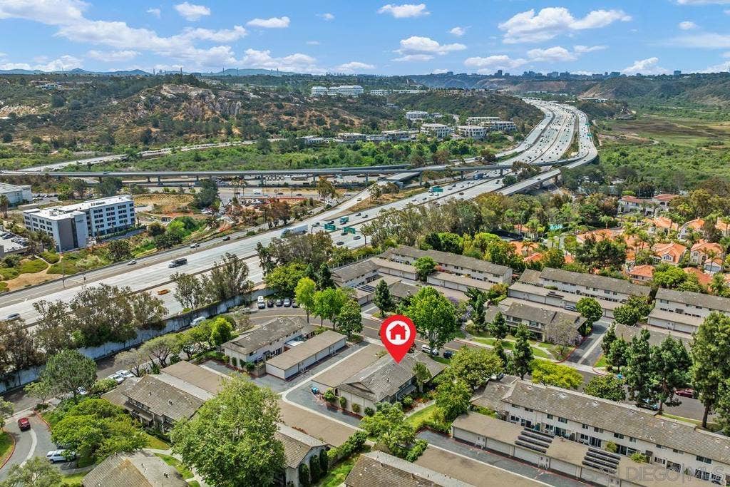 2747 Caminito Cedros, Del Mar, CA 92014 2747 Caminito Cedros, Del Mar, CA 92014