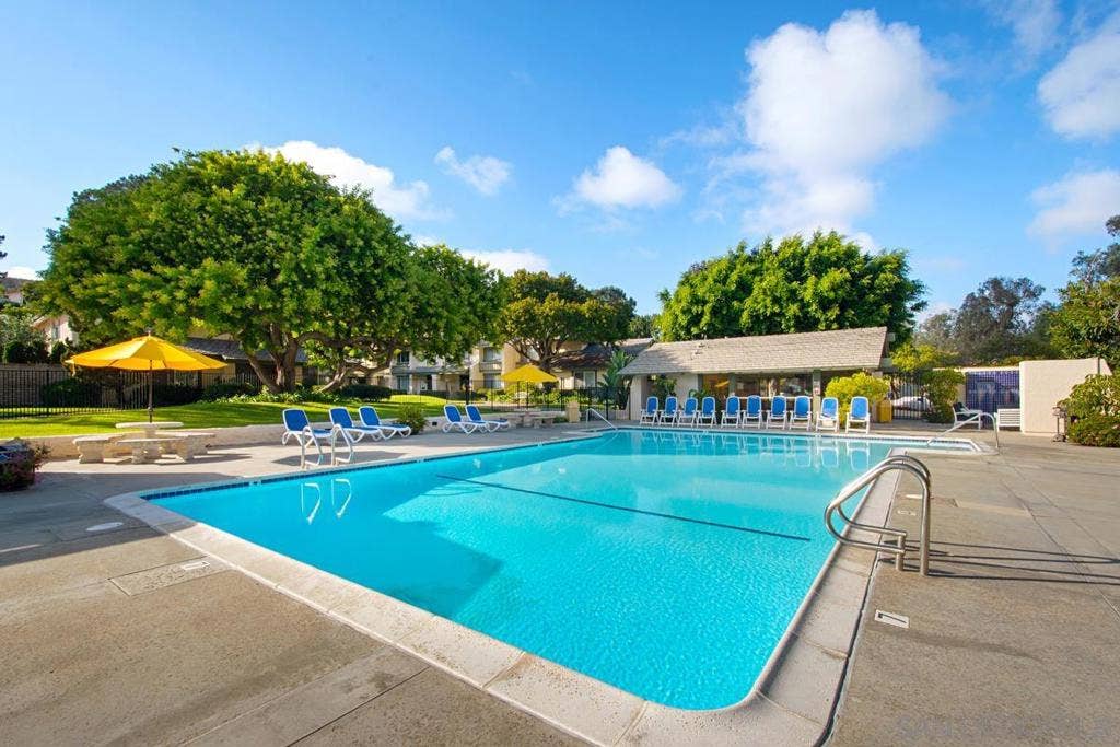 2747 Caminito Cedros, Del Mar, CA 92014 2747 Caminito Cedros, Del Mar, CA 92014