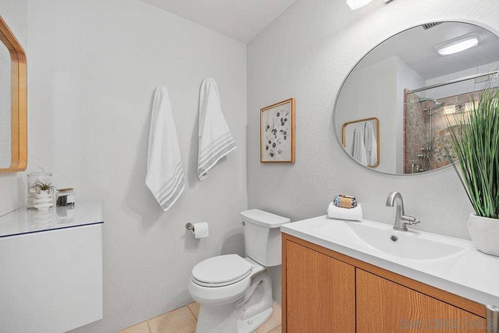 2747 Caminito Cedros, Del Mar, CA 92014 2747 Caminito Cedros, Del Mar, CA 92014