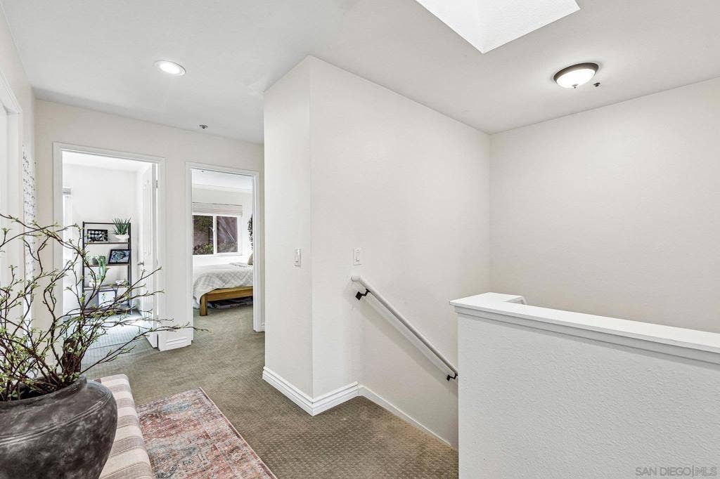 913 Vine street, Oceanside, CA 92054 913 Vine street, Oceanside, CA 92054